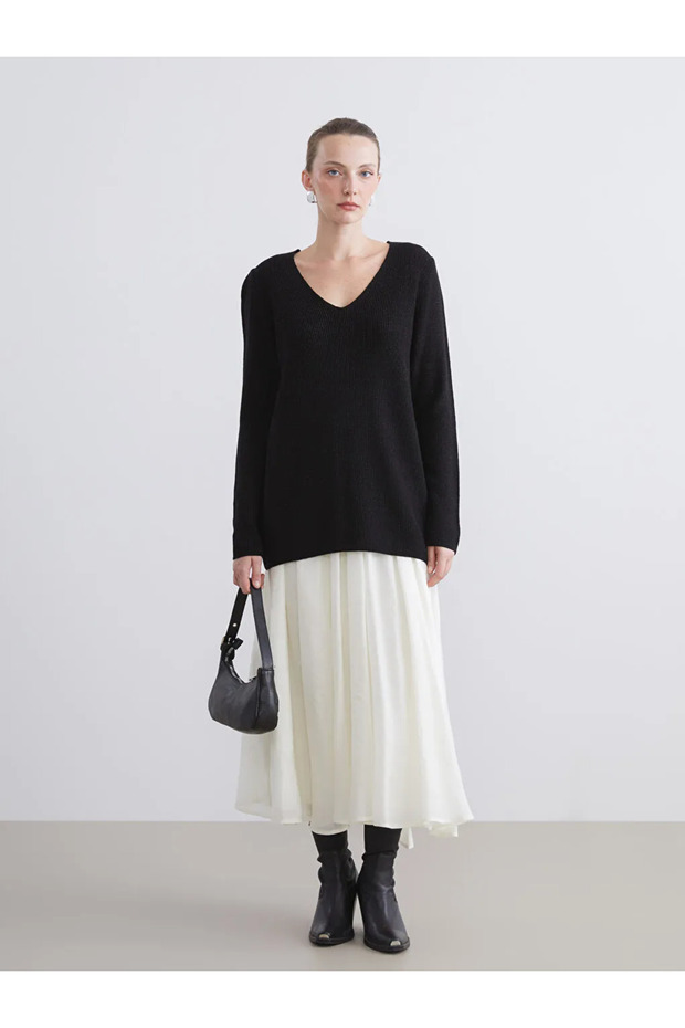 V-Neck Women's Knitwear Sweater