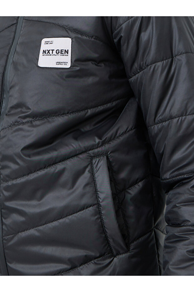 Men Oversized Fit Solid Hooded Puffer Jacket - 4