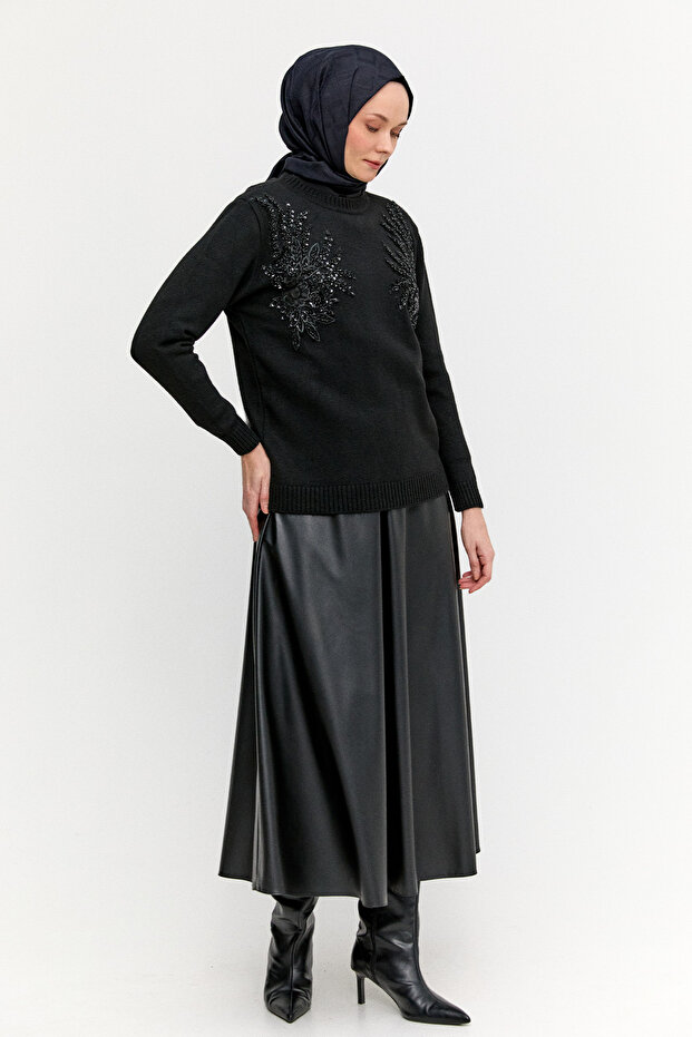 Payet İşlemeli Çiçek Nakışlı Triko Tunik - 2