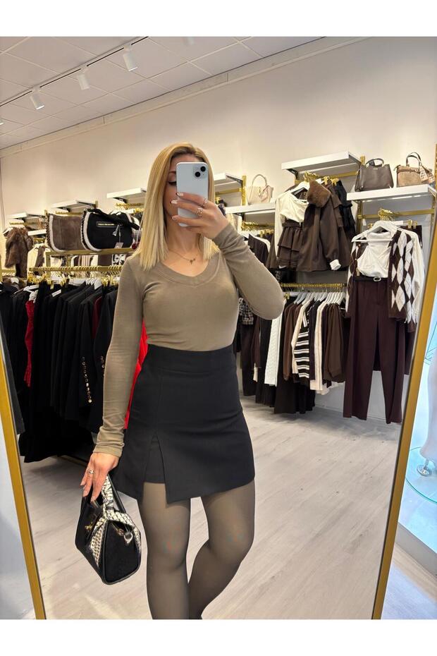 SİYAH ŞORT ETEK - 1