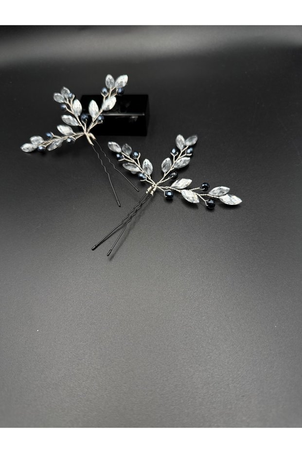 Pearl and Crystal Detailed Bridal Hair Clip – Set of 2