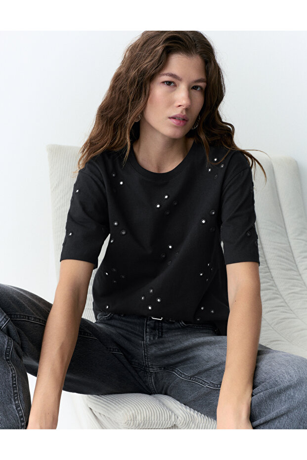 Saf Pamuklu Süslemeli Üst - 3