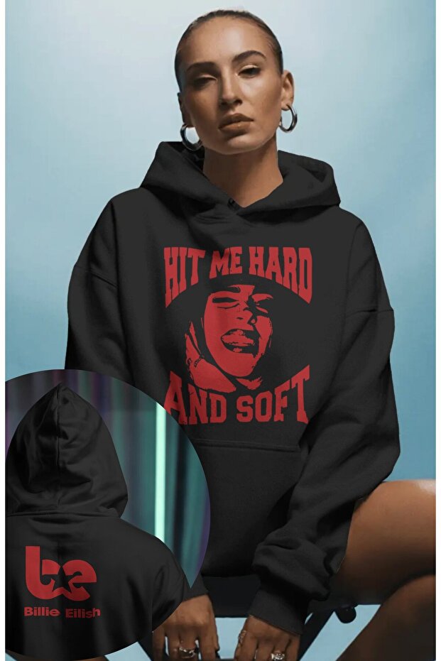 سويت شيرت للجنسين قصة فضفاضة باللون الأحمر Hit Me Hard And Soft Ense مطبوع بغطاء رأس بيلي إيليش