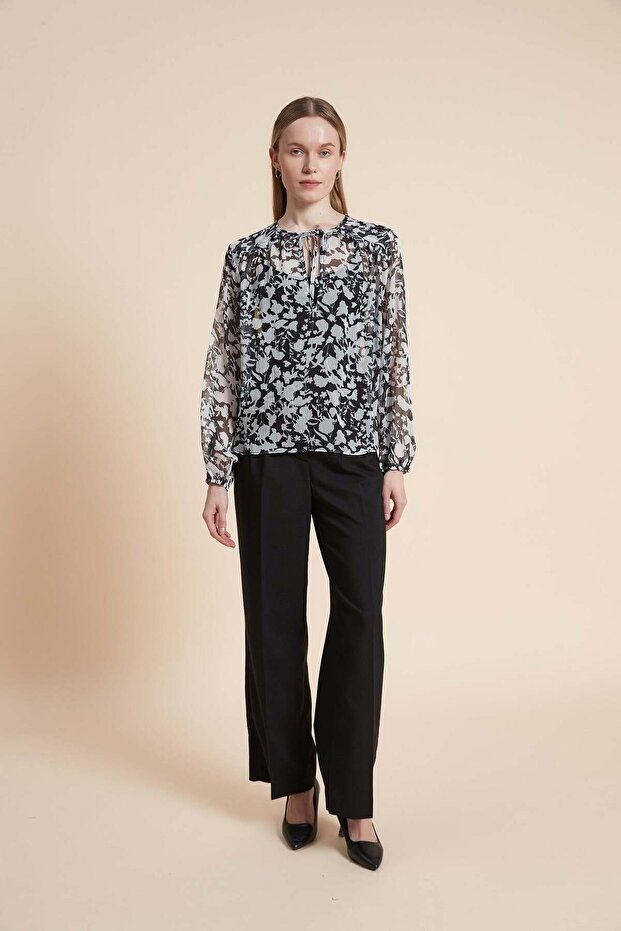 بلوزة طويلة سادة منقوشة بخصر - 5