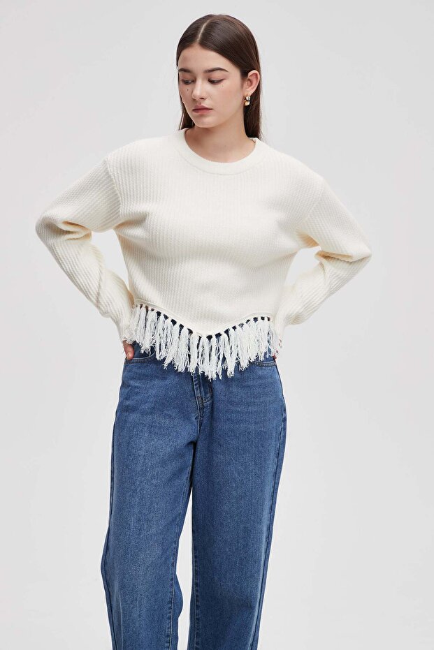 بلوزة طويلة سادة مزينة بشراشيب - 7