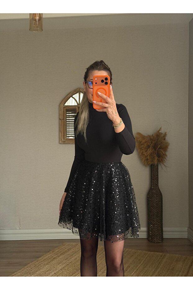 Pullu siyah etek - 4