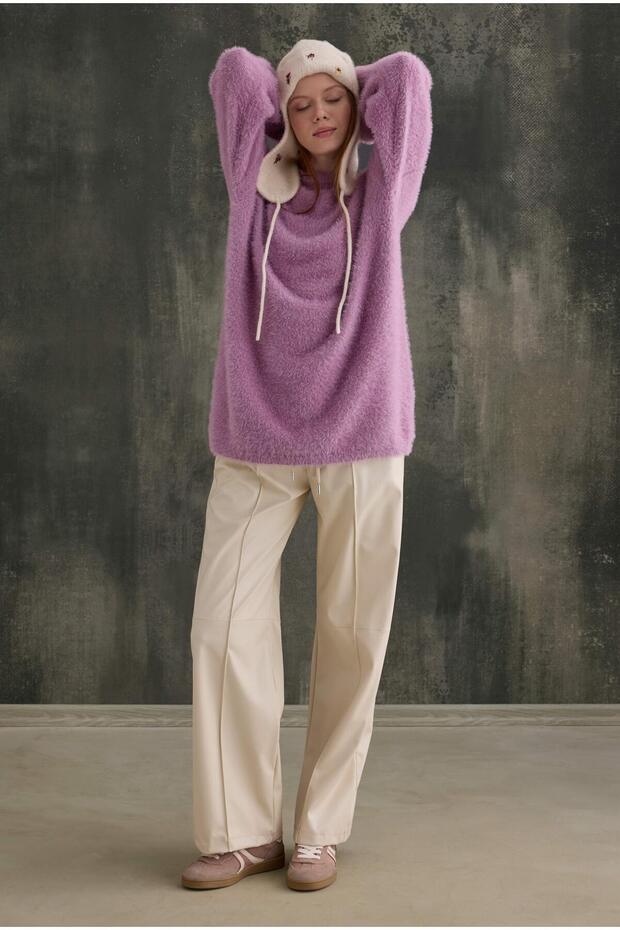 Soft Fuzzy Sweater Violet - 6