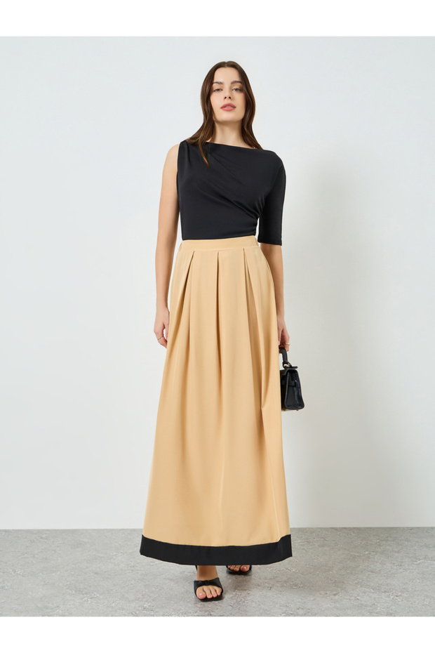 Women Beige Ruffled Hem Pleated Maxi Skirt
