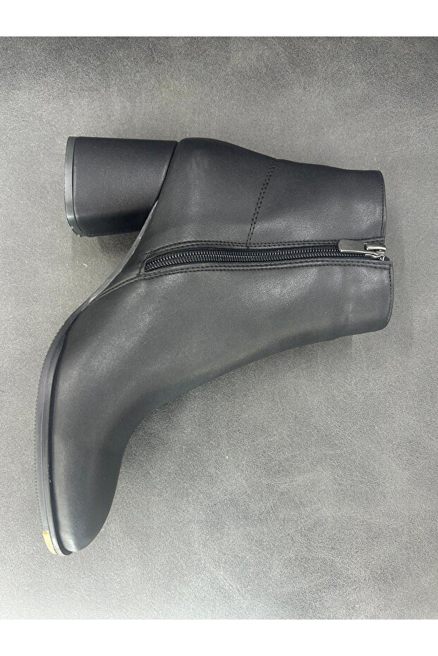 BOT Bot & Bootie - 2