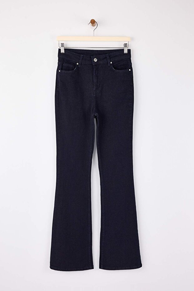 Koyu Mavi Raw Yüksek Bel Orta Esnek Flare Uzun Boy Jeans TWOSS26JE00105 - 9