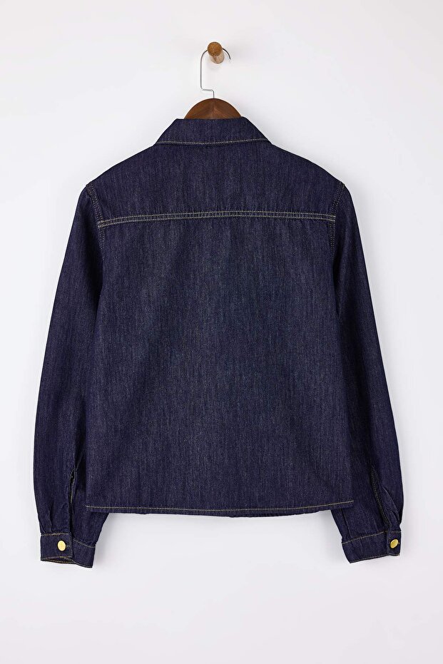 Koyu Mavi Düğme Detaylı Basic 100% Pamuk Denim Gömlek TWOSS26GO00004 - 6
