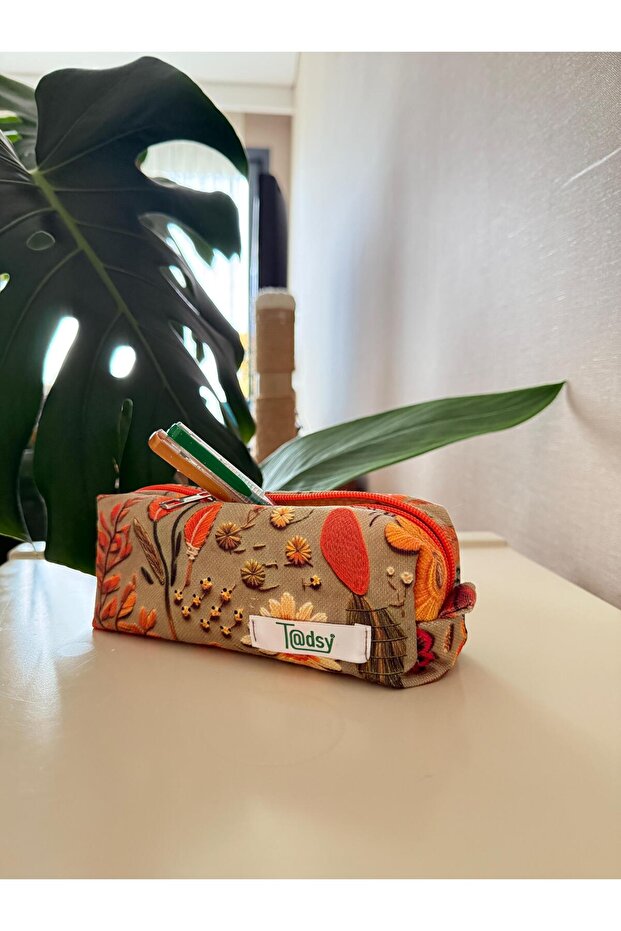 Autumn Floral Pattern Pencil Case19X8X6 cm