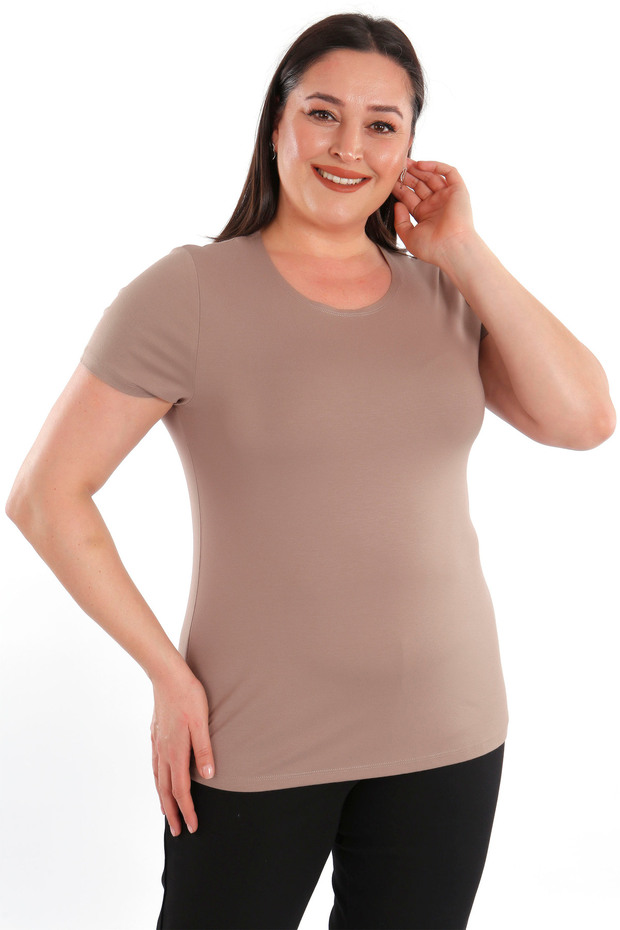 بلوزة تريند42بلس كبيرة الحجم بياقة دائرية وتصميم أساسي من فرو المنك - 5