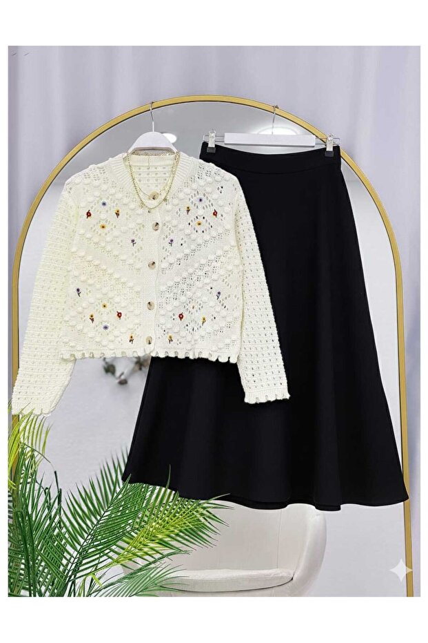 CORNFLOWER KNIT CARDIGAN FLARED SKIRT TWO-PIECE SET [cardigan one size, skirt sized]