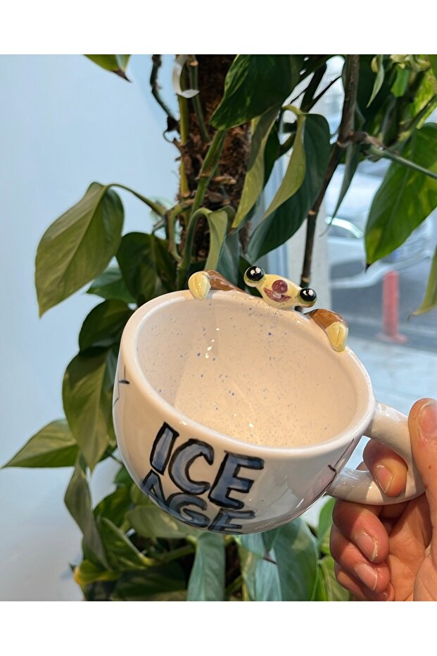 Buz Devri Sarkan Sid Figürlü Seramik Kupa - 4