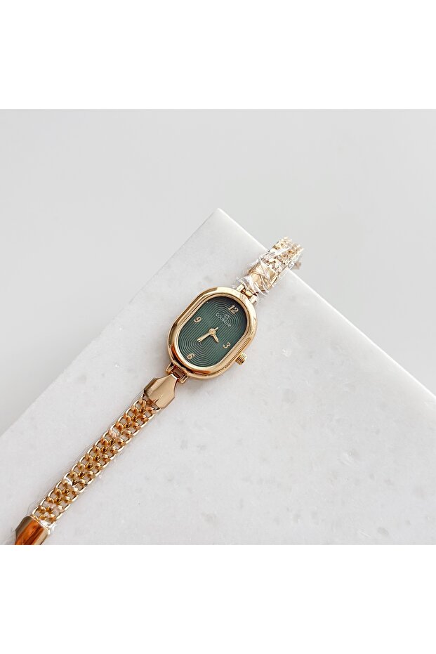 Straw Cord Gold Oval Watch Green