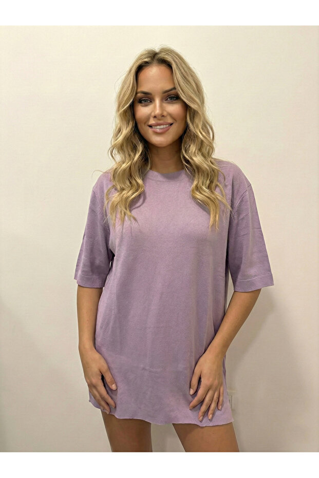 تي شيرت نسائي من نوع Lila 2 Thread Sides Y شق Basic NJ41