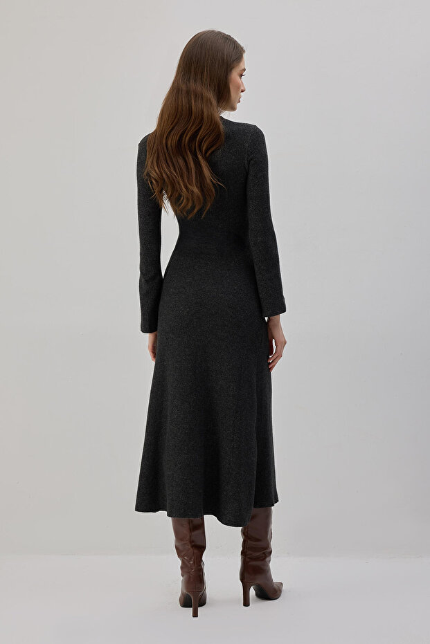 MAXİ TRİKO ELBİSE - 4