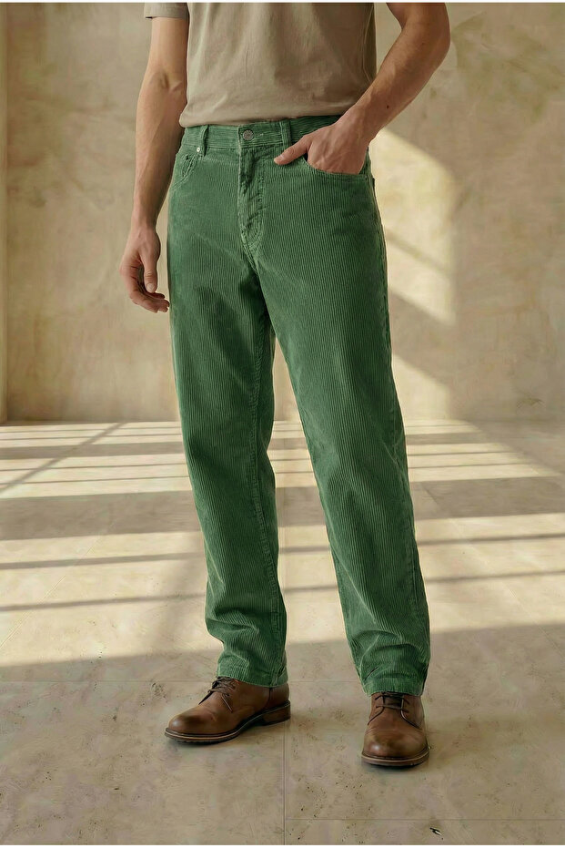 Men's Baggy Fit Comfortable Fit Velvet Khaki Trousers