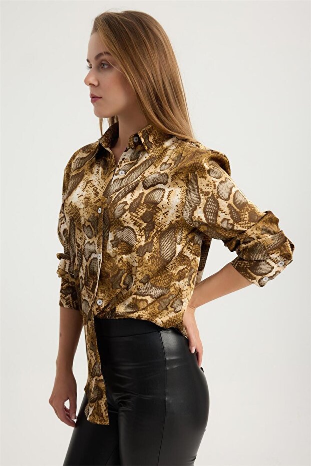 قميص بنقشة بايثون - 2