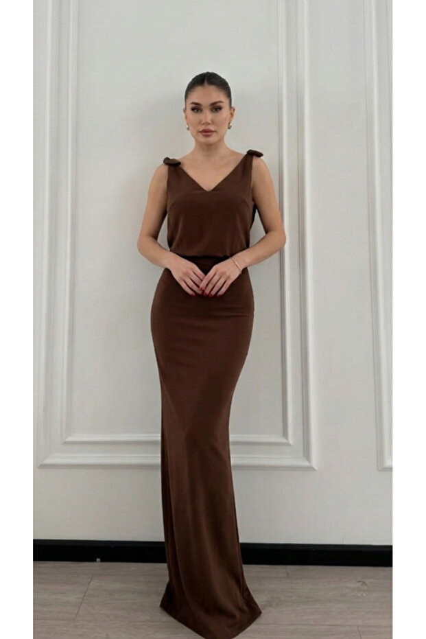 Degaje Yaka Sırt Dekolteli Elbise - 3