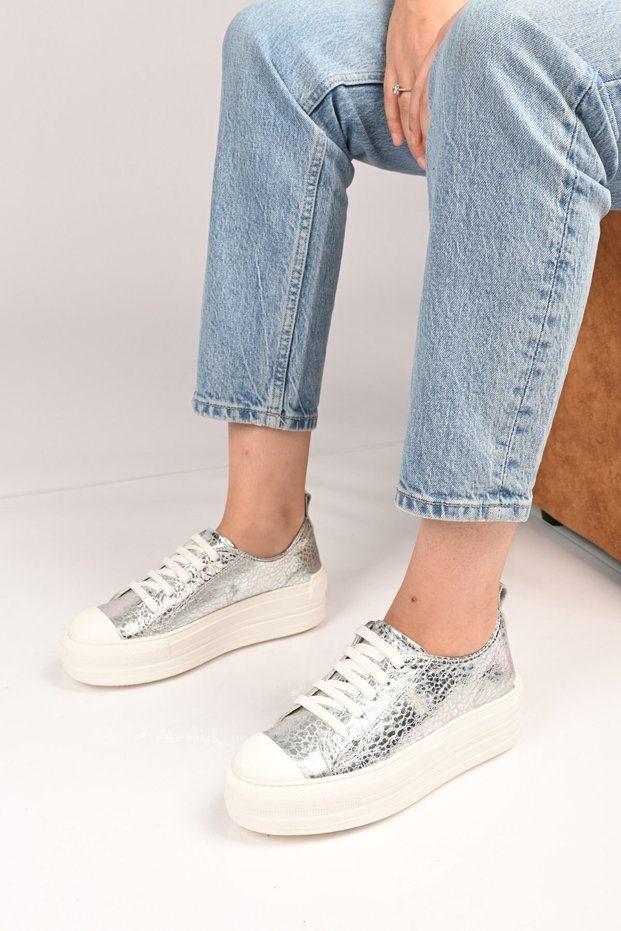 Lace-Up Thermo Sole Genuine Leather Sneaker 101-23028-01 Women's Shoes