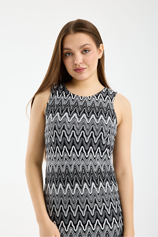 Zig Zag Desen Kolsuz Elbise - 4