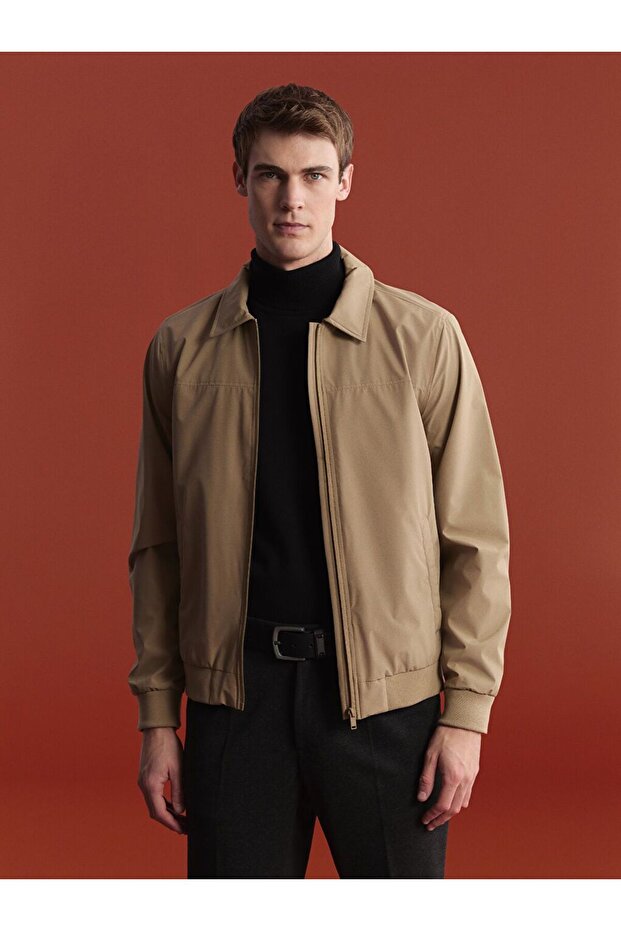 Lcwaikiki Classic Beige Shirt Collar Men's Jacket