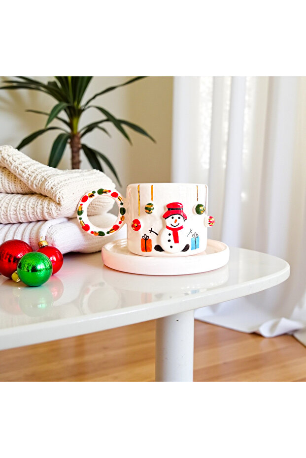 New Year Themed 24K Gold Detailed Snowman Patterned Handmade 170ml Cup and Saucer