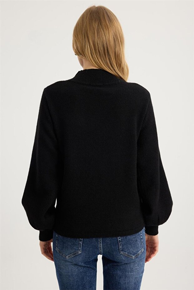 Dik Yaka Payetli Triko - 5