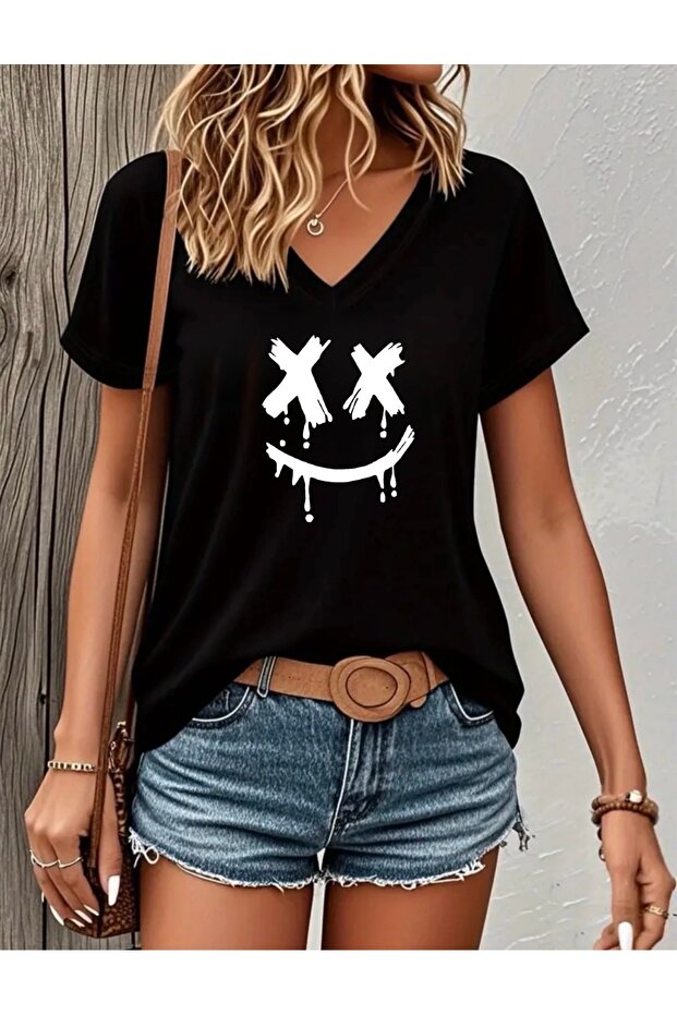 Smiling Face Printed Women's Oversize V-Neck T-Shirt