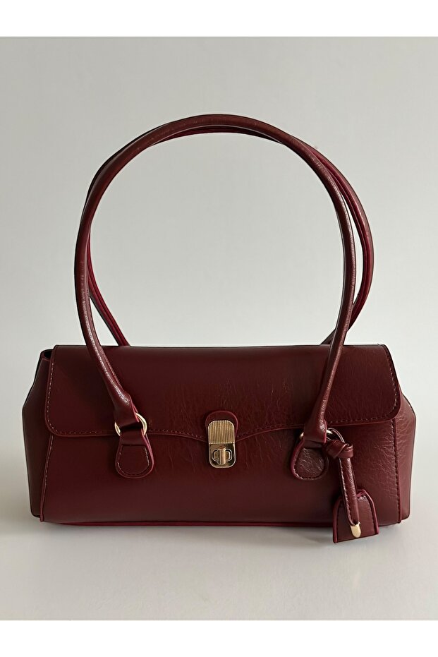 Liora Lock Detailed Shoulder and Hand Bag
