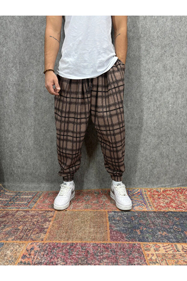 بنطلون نصف شالوار مطوي ومزين بنمط مع خصر مطاطي - 1