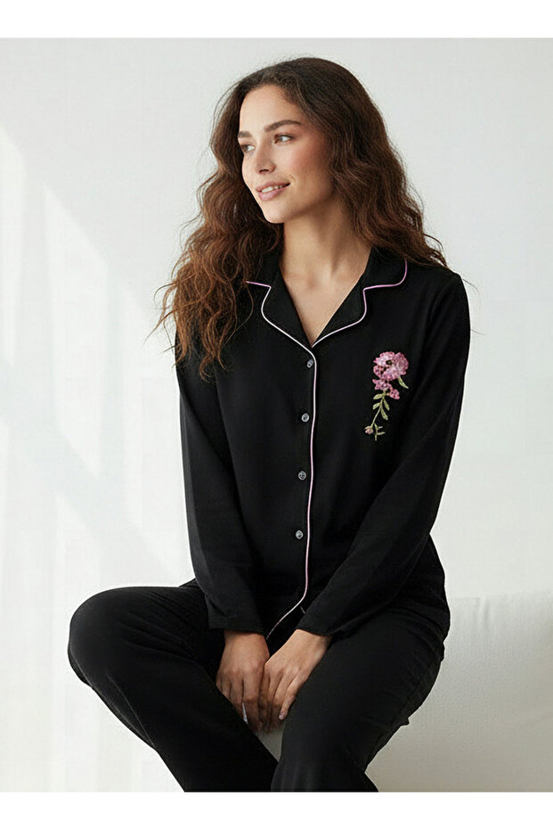 طقم بيجاما قميص بأزرار وبنطال - 2