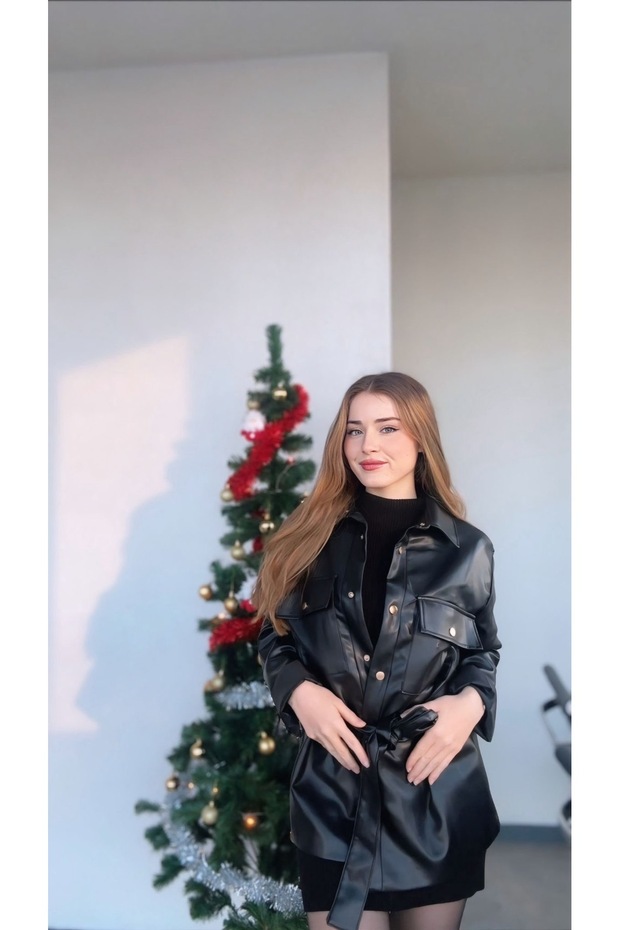 Kadın Siyah Deri Ceket