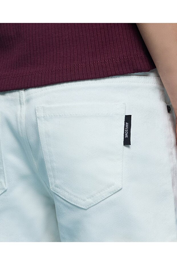 شورت سادة مع زر للإغلاق - 6