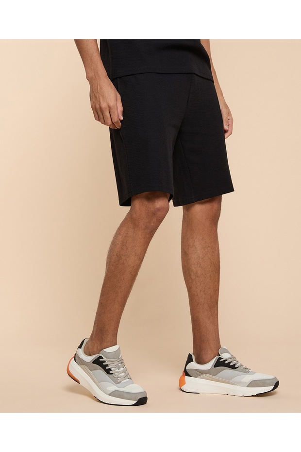 شورتات استرخاء سادة بخصر برباط - 3