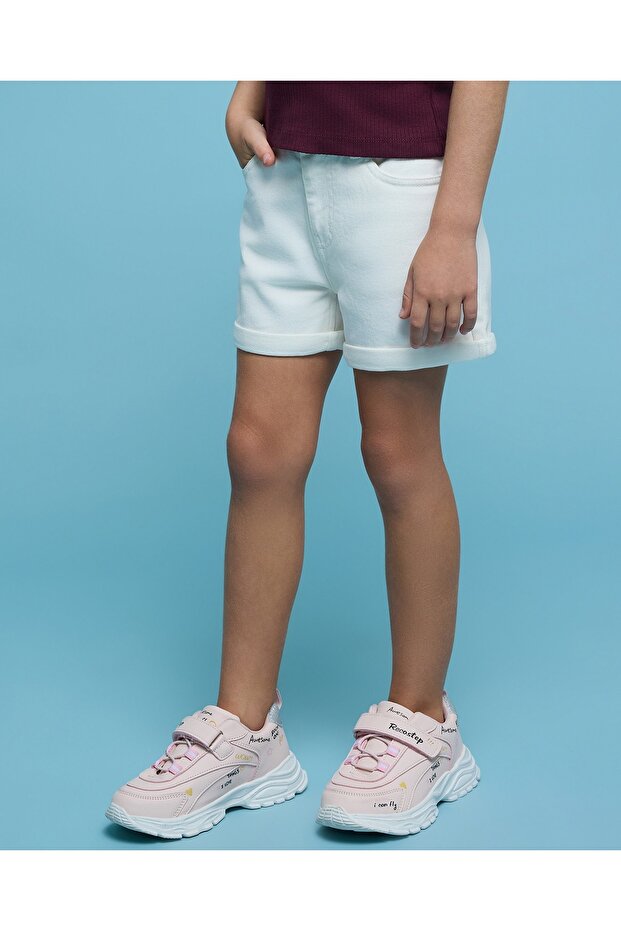 شورت سادة مع زر للإغلاق - 3