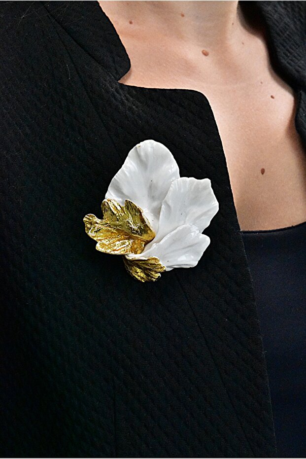 Handmade Iris brooch - 1