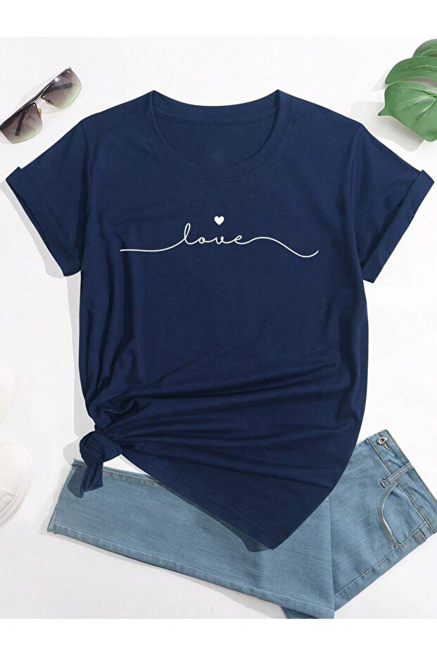 تيشيرت للجنسين بتصميم LOVE مطبوع
