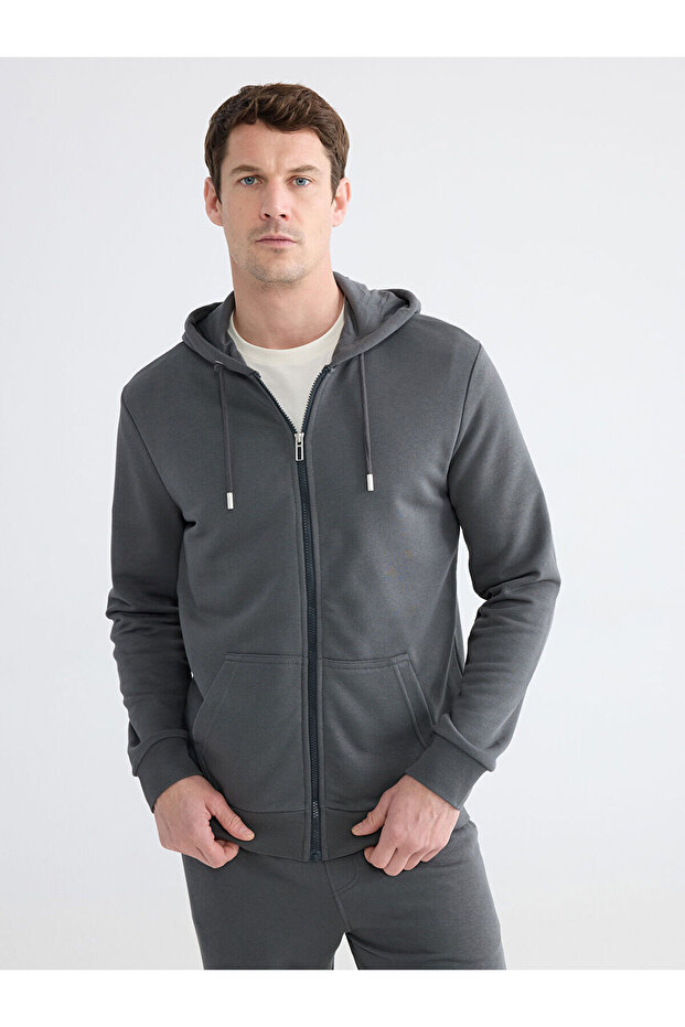 Trendlucky Standard Fit Hooded Men's Zipper Sweatshirt with a Difference