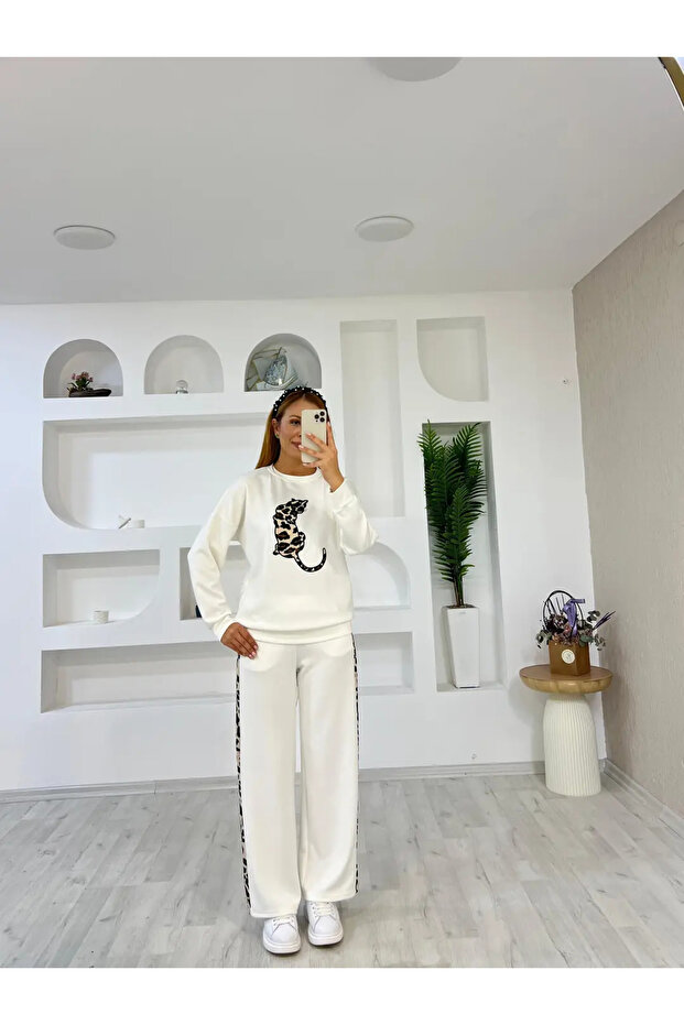 طقم مودال مطرز بنقشة الفهد - 2