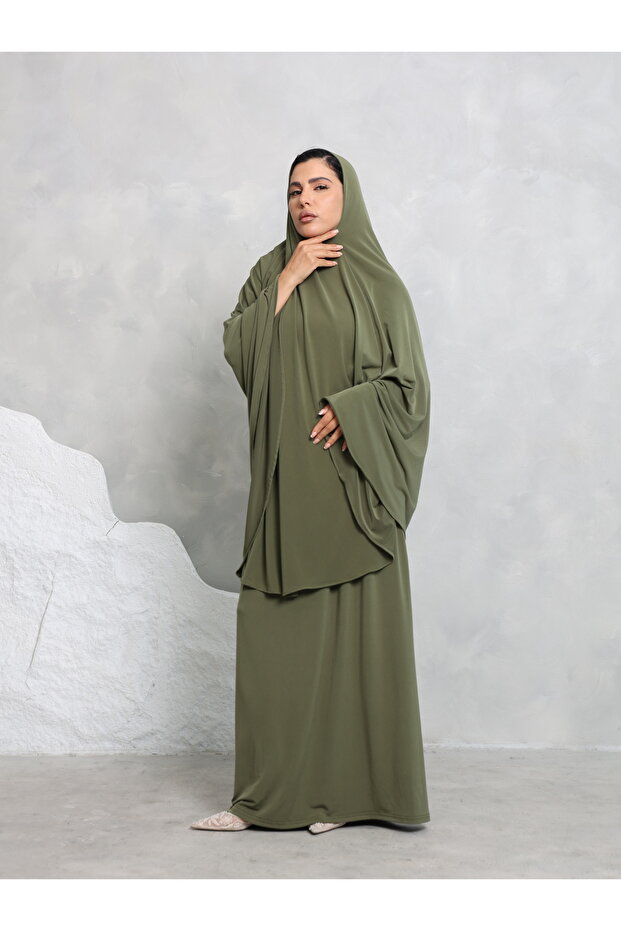 Women’s Prayer Isdal (Isdal Set)