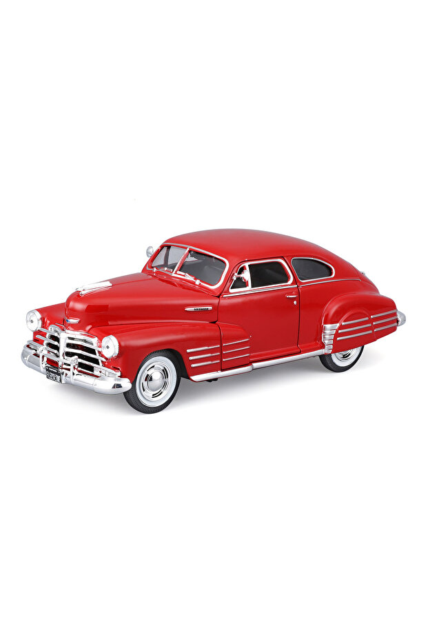 1/25 1948 Chevrolet Fleetline Aerosedan Red 32921-02