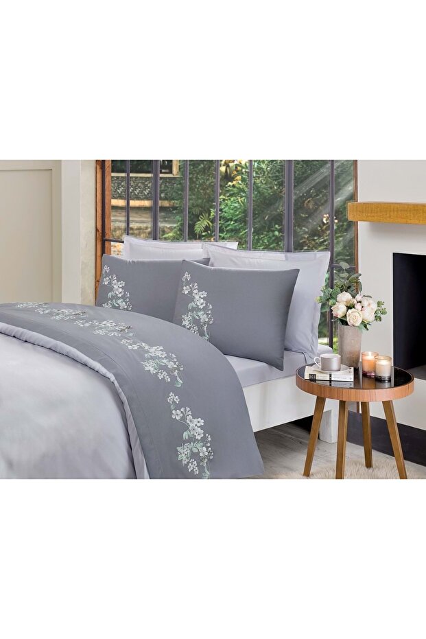 Akfil Boutique -Cozy Anthracite- Double Duvet Cover Set (with 4 Pillowcases)
