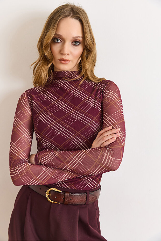 Women's Burgundy Plaid Lined Mock Neck Blouse Blz-19003197