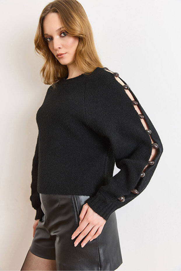 Women's Black Sleeve Low-Cut Stone Detailed Soft Textured Sweater Kzk-19001103