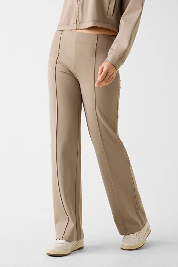 Lia Straight Leg Women's Beige Sweatpants V6Rb04Kcjy2-A117