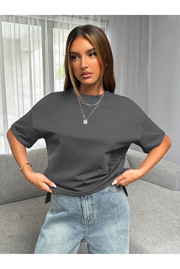 Women's Basic Circular Neck Short Sleeve T-Shirt