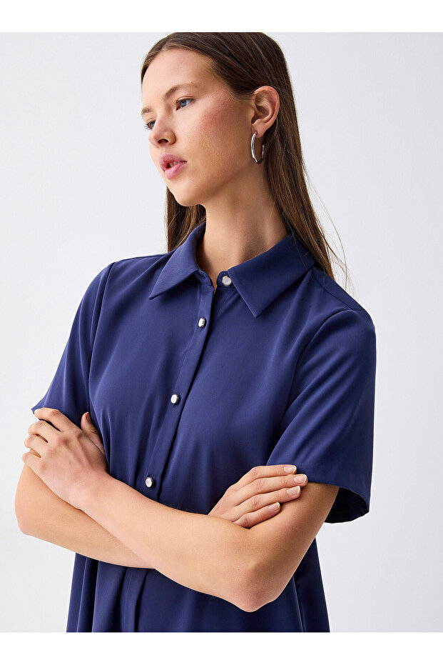 SİYAH RENKLİ GÖMLEK - 2